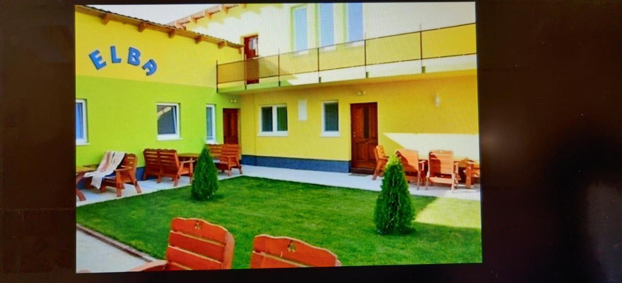 Apartmany Elba Veľký Meder Dış mekan fotoğraf
